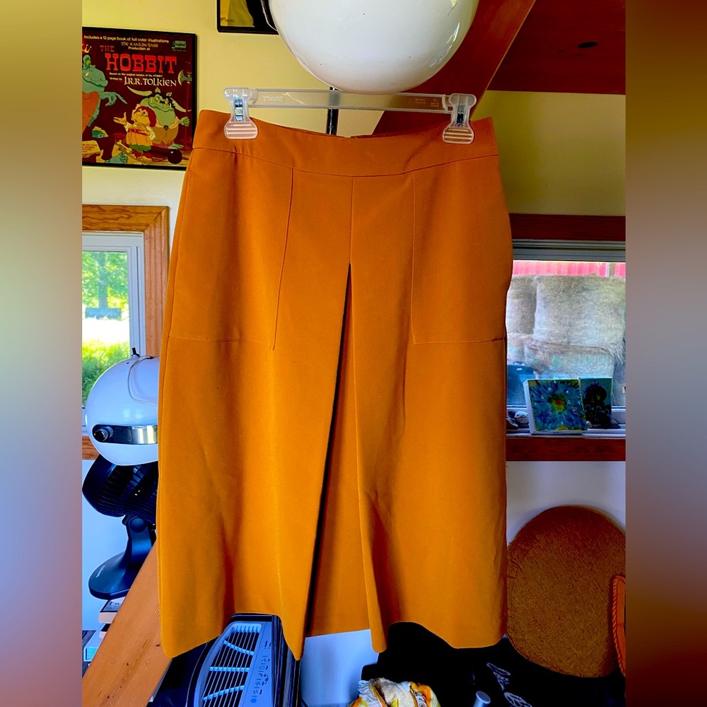 Mustard Midi Pleated Skirt with Pockets